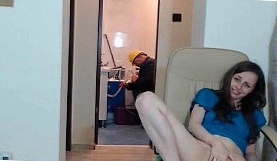 Девушка (18 лет) с волосами испытала первый оргазм от дрочева, порно видео
