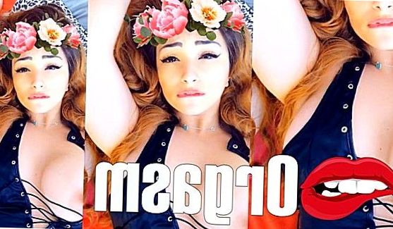 Молоденькая (18 лет) сука порется в очко, порно видео
