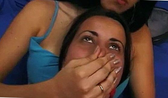Фетиш: мамаша помогла кончить сыну, порно видео
