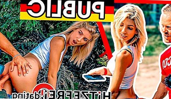 Маленькие Сиськи: Блондинка сосет член старательно, порно видео
