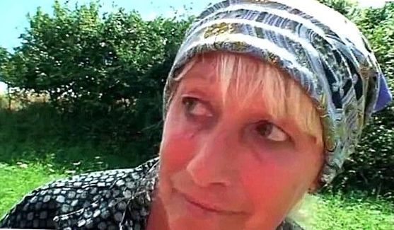 Очаровательную телочку с пирсингом в брови отжарили в пилотку и попчанский, а также отхлестали залупой по щекам и дали в рот, порно видео